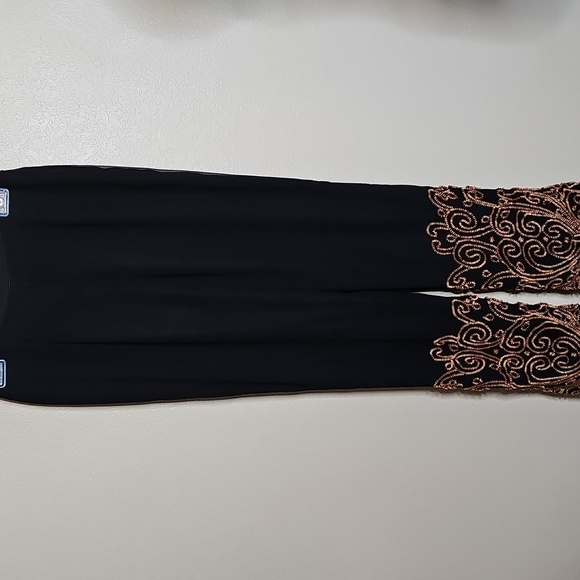 Cache Black and Gold Beaded Pants and Top Set- Silk! - Picture 6 of 14